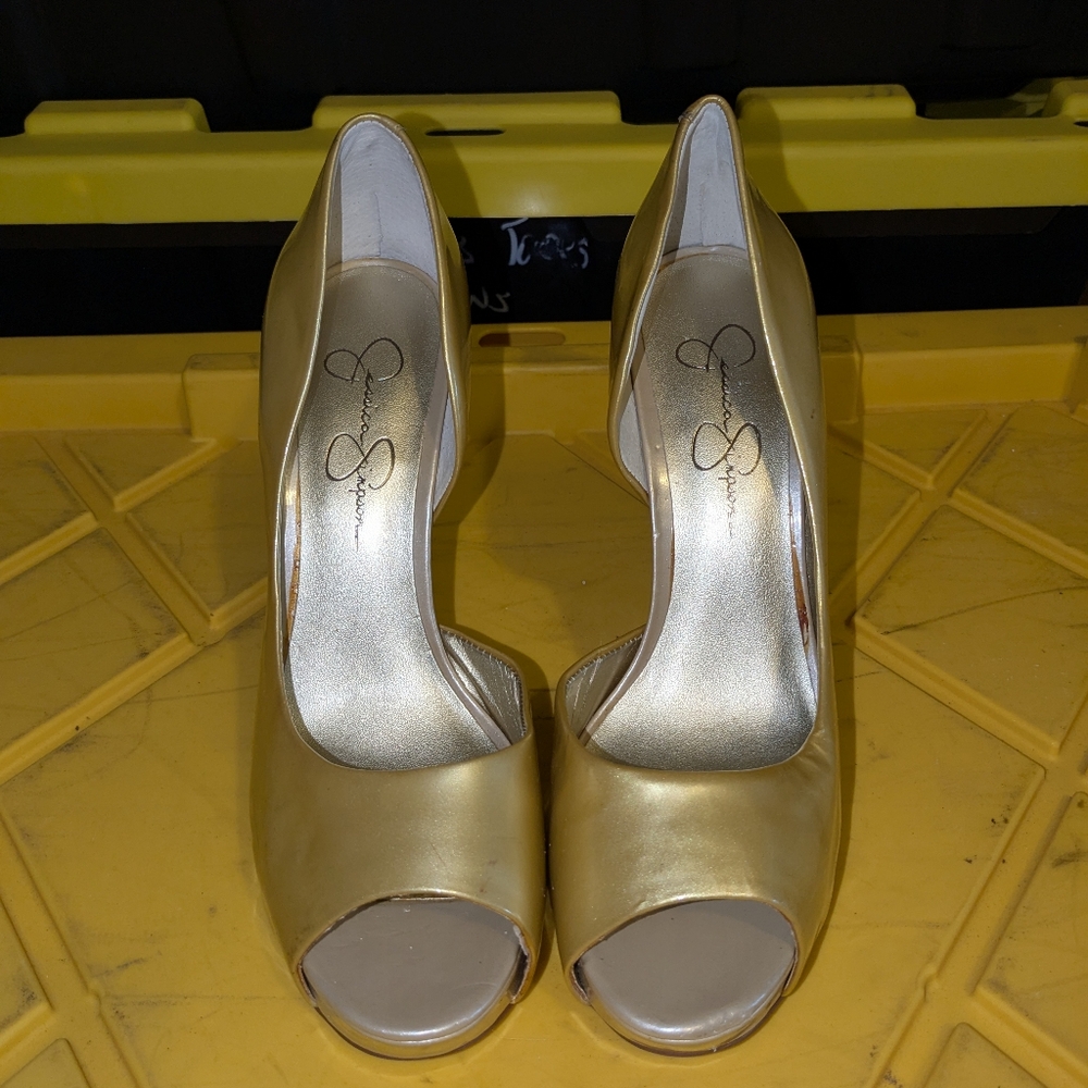 Jessica Simpson Size 8.5 Elegant Gold Peep-Toe Heels